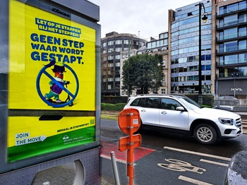 22 maart 2023: de nieuwe sensibiliseringscampagne van "Join the move", met de slogan "Geen step waar wordt gestapt" en de oproep "Haal je stepbrevet" strooisteps deelsteps