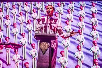 Stromae Paleis 12.jpg