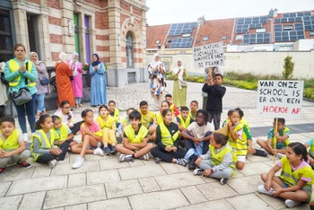 20230912_Vande Borneschool Jette plafond protest