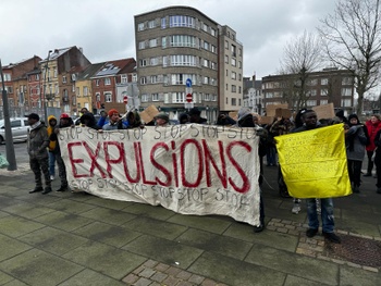 2024-02-24-uitzetting-WZC De Wande Molenbeek 