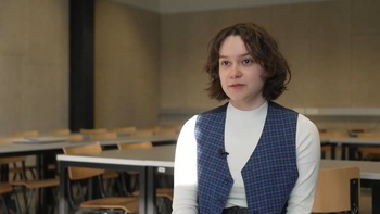efc37727-polina.jpg