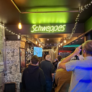 060425 Café 't Zuidpaleis Ronde van Vlaanderen