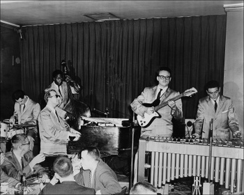 Toots Thielemans op gitaar in het Shearing Quintet