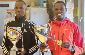 Lin Nadyifukamiye en Patrick Nimubona 20 kilometer