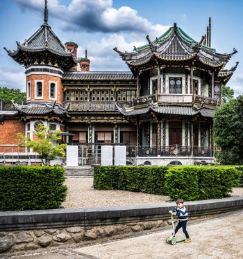 BRZ_20250611_1936_Chinees Paviljoen_header_mobile_(c)_Saskia Vanderstichele.jpg