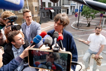 20250714_VAN_ACHTER.jpg