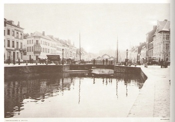 De oude haven aan de Baksteenkaai