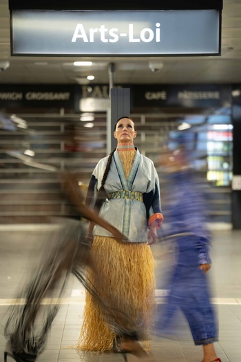 Het werk van Gilles Njaheut is nog tot 20 december 2025 te zien in de expo 'La carte n'est pas le territoire' in het MIMA.