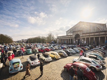 Love Bugs Parade - Autoworld