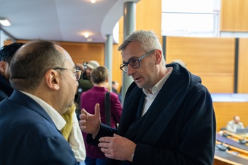 Dirk De Smedt (Anders) in gesprek met Ahmed Laaouej (PS)