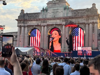 Alexis Wilkins feest USA