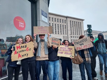 261009_vakbondsbetoging ABVV_scholierenprotest