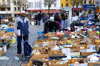 Marollen rommelmarkt jeu de balles vossenplein