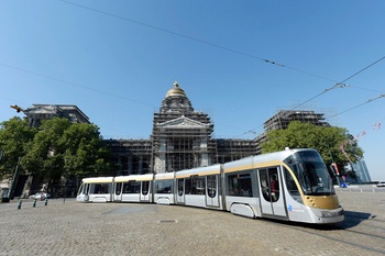 Tram en justitiepaleis op het Poelaertplein