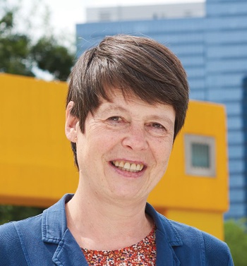 Claudine Huyghe, plaats 40 op de lijst PS-SP.A in Schaarbeek