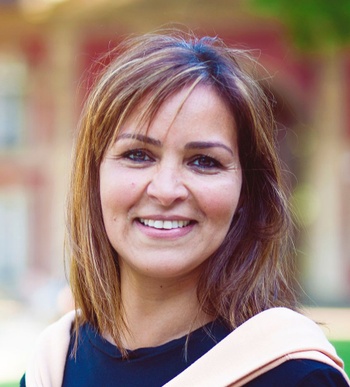 Fatima Abbach, plaats 8 op de Lijst van de Burgemeester in Vorst