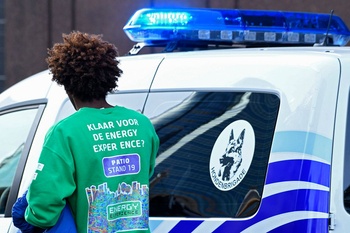 Transmigranten in het Maximiliaanpark