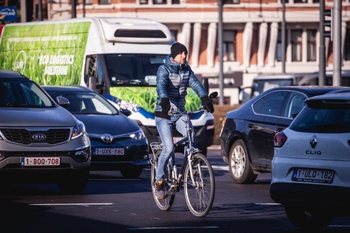 20190402 007 Meiser verkeer file auto fiets fietser