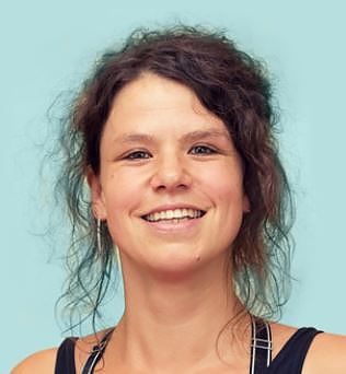 Marie De Leener, vierde plaats Brussels Parlement voor PVDA