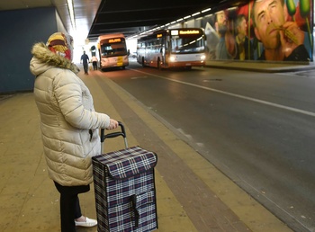 De bussen van De Lijn nemen geen passagiers meer aan de halte onder het Noordstation