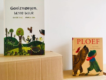 Uitgeverij Tiptoe. "Goeiemorgen beste buur" en "Ploef" zijn de eerst verschenen titels