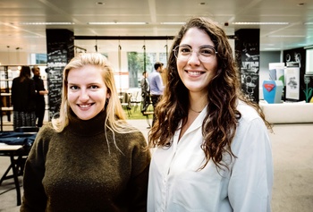 Ella Ameye en Marie-Noel Achkar (startup abelcare) ontwikkelden een thuistest voor SOA's chlamydia en gonorroe