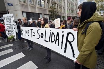 14 november 2019: protest van de Vlaamse cultuursector aan het Vlaams Parlement tegen de besparingen van de regering Jambon