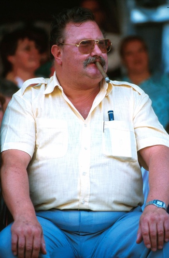 Michel Demaret bij de Meyboomplanting in 1994