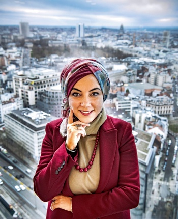 Fatima Zibouh leidt de antidicriminatiedienst van Actiris