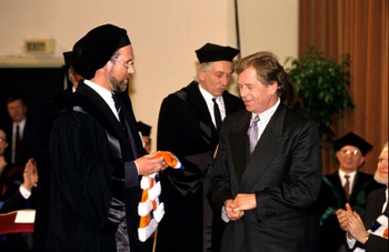 19 maart 1991: VUB-rector Jean Renneboog maakt Vaclav Havel doctor honoris causa