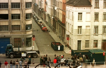 20 oktober 1997: graafwerken naar lichamen in een van de Brusselse huizen van de Hongaarse predikant Andras Pandy