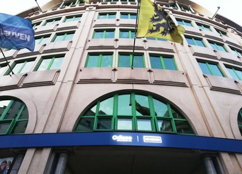 De Hogeschool Odisee van de KU Leuven aan de Stormstraat in Brussel-centrum