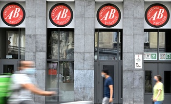 Concertzaal muziektempel Ancienne Belgique op de Anspachlaan voetgangerszone AB