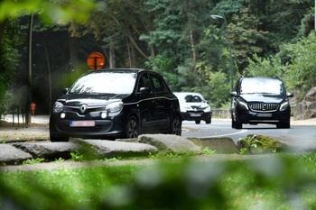 Autoverkeer in Ter Kamerenbos