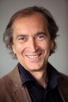 Omer Van den Bergh, gezondheidspsycholoog (KU Leuven)