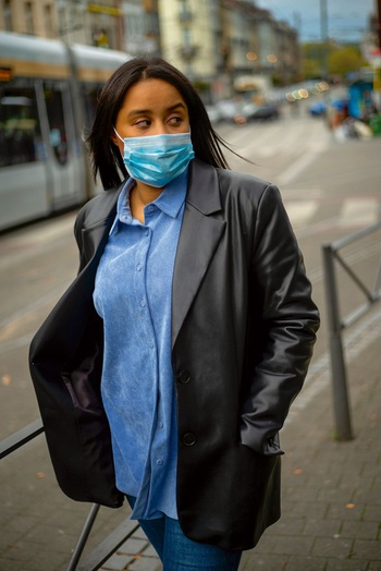 Brusselaars die vrienden of familie moetsen begraven door covid-19: Iman Borak