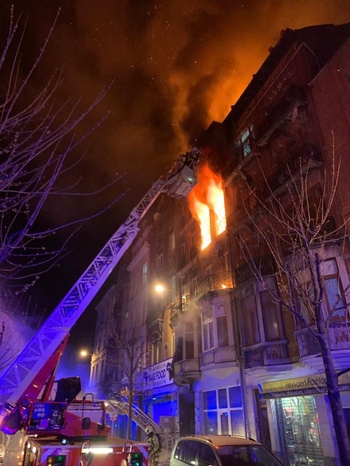 De nacht van 18 op 19 april 2021: het pand in de Heyvaertstraat staat in lichterlaaie