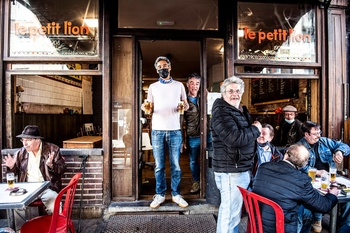 David Godart nam in 2016 café Le Petit Lion in de Hoogstraat over van zijn voorgangster die de kroeg maar liefst 32 jaar openhield.