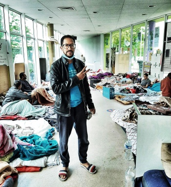 Lahoucine Ed Darham, woordvoerder van de sans-papiers in hongerstaking op de VUB-campus in Etterbeek