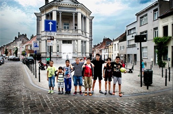 De vredegerechten van Laken (Brussel 3) en Ganshoren zitten samen in de Fransmanstraat.