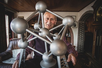 Frans Cools, de werfleider bij de bouw van het Atomium (en van de viaducten in Merksem en Vilvoorde) is overleden (foto uit 2019)