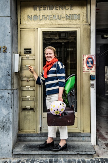 Huisdokter Marieke gaat op huisbezoek bij mevrouw Bosman