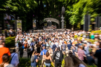 Vrijdag 27 mei 2022: de eerste dag van het eerste CORE-festival in het Ossegempark