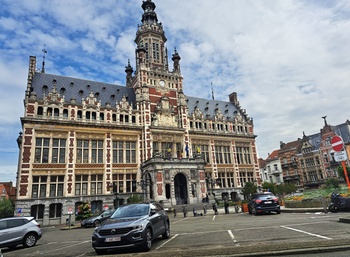 Het gemeentehuis van Schaarbeek op het Colignonplein