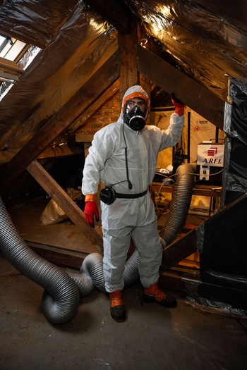 Asbest verwijderen is werk van specialisten en dat heeft een prijskaartje