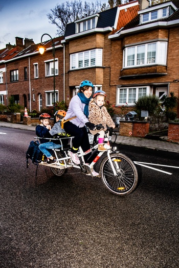 1823 Fiets is nieuwe auto Jolijn Fred Mats en June 12