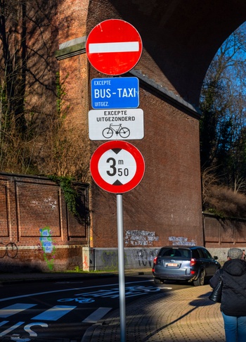 1829 HANDHAVING verkeersovertreding Graystraat 1