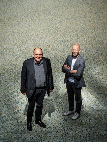 Bruno De Lille (rechts) en Jurgen Wayenberg (links) zijn algemeen directeur Scholengroep Sint-Goedele en Scholengroep Brussel