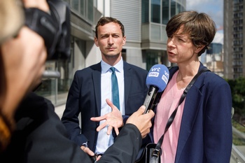 Mathias Vanden Borre en Cieltje Van Achter van N-VA op gesprek bij Elke Van den Brandt (Groen) na de verkiezingen van 9 juni 2024 2