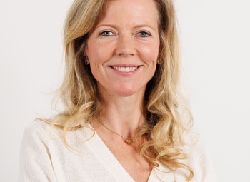 20240625 Eedaflegging Brussels parlement Clementine Barzin (MR) lg